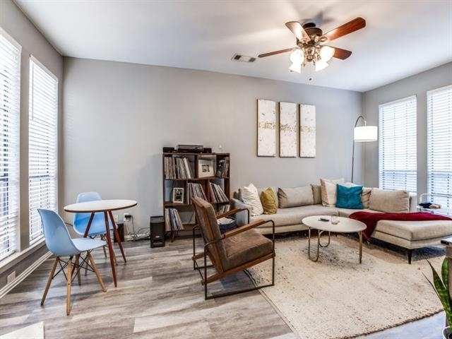 4124 Cole Avenue - Photo 3