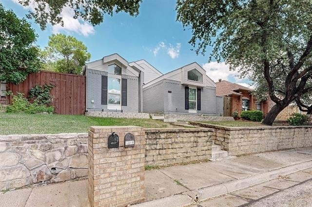4017 La Costa Court - Photo 2