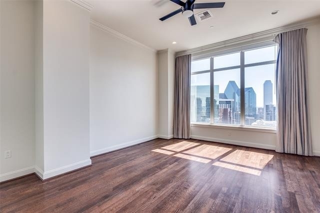 2555 N Pearl Street - Photo 18