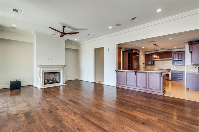 2555 N Pearl Street - Photo 7
