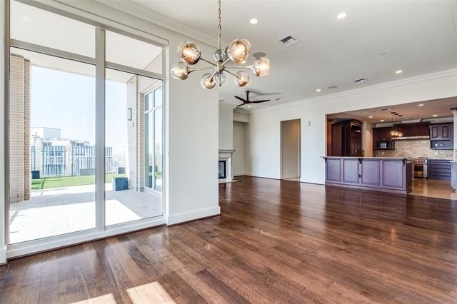 2555 N Pearl Street - Photo 4