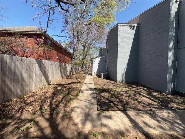 219 Fry Street - Photo 4