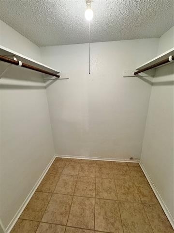 2703 4th Street - Photo 2