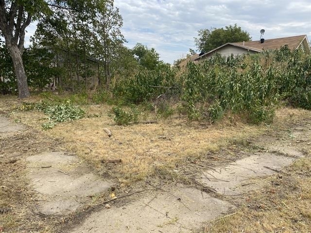 217 W 3rd Street - Photo 0