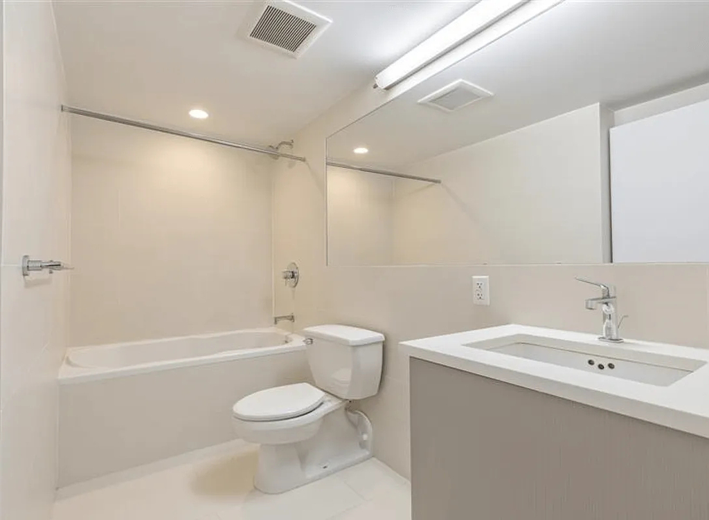 752 West End Avenue - Photo 4