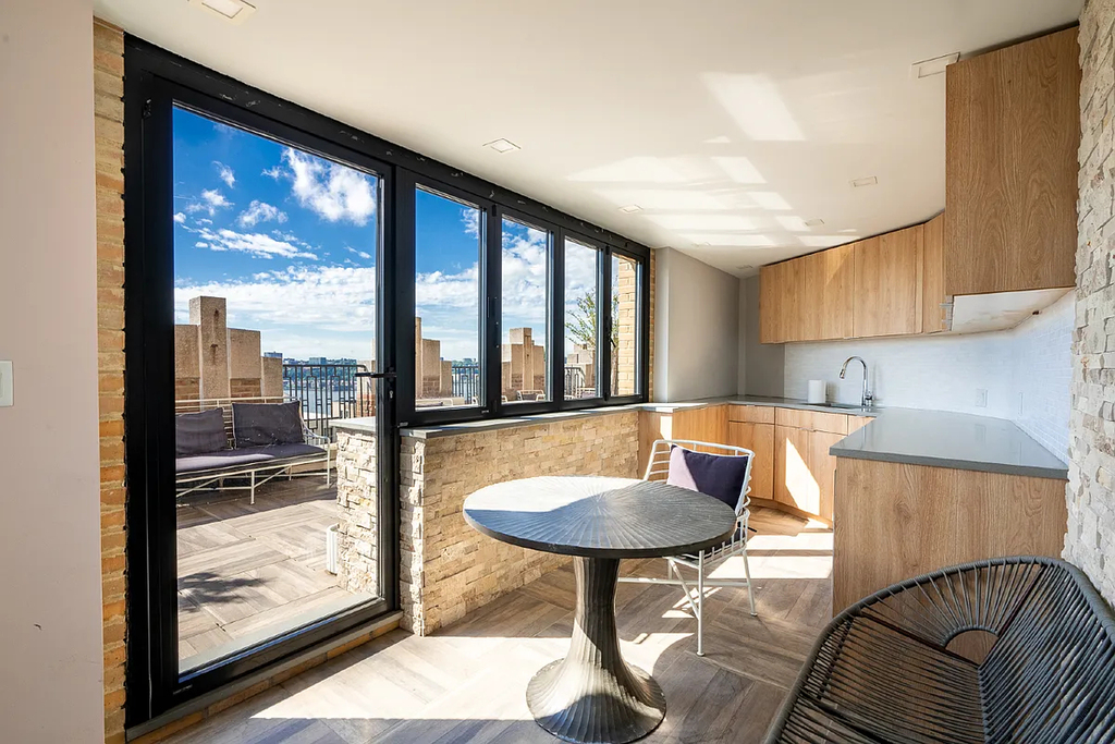 752 West End Avenue - Photo 7