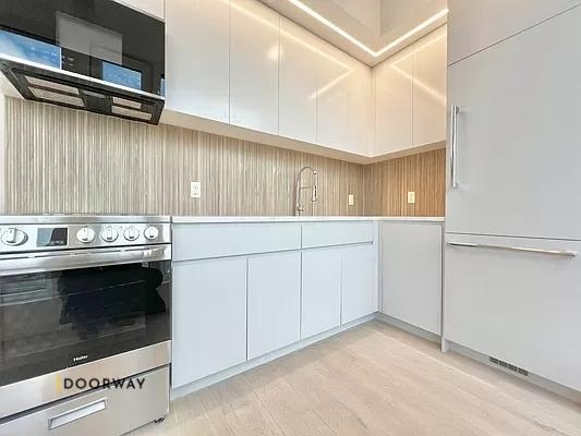 127 Concord Street - Photo 2