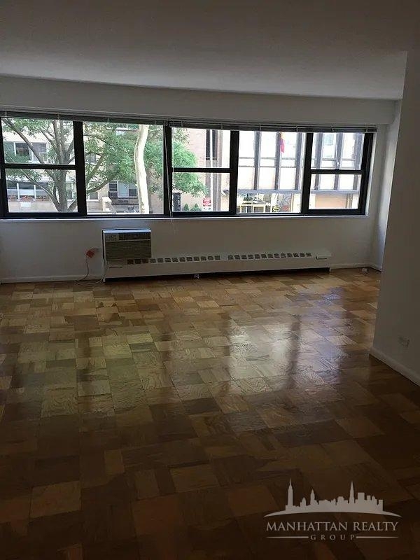 E 46th St - Photo 0