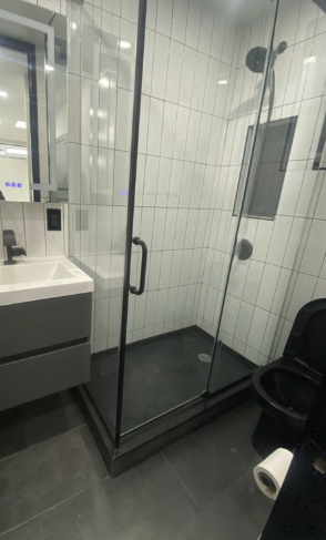436 W 52nd St - Photo 5