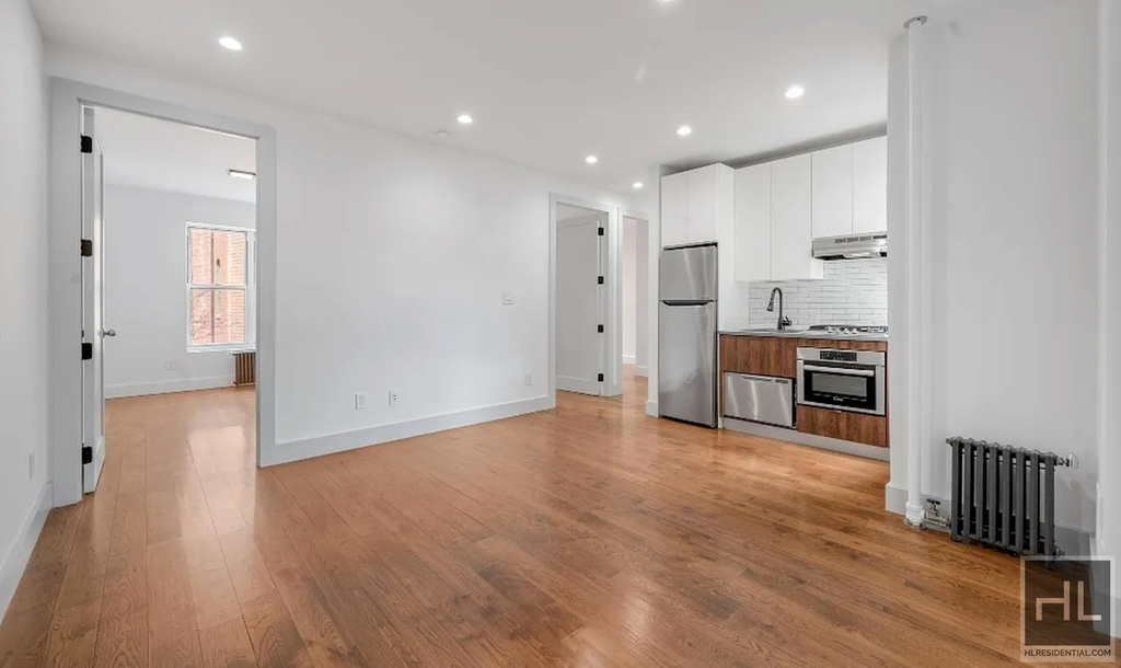 East 5th Street - Photo 6