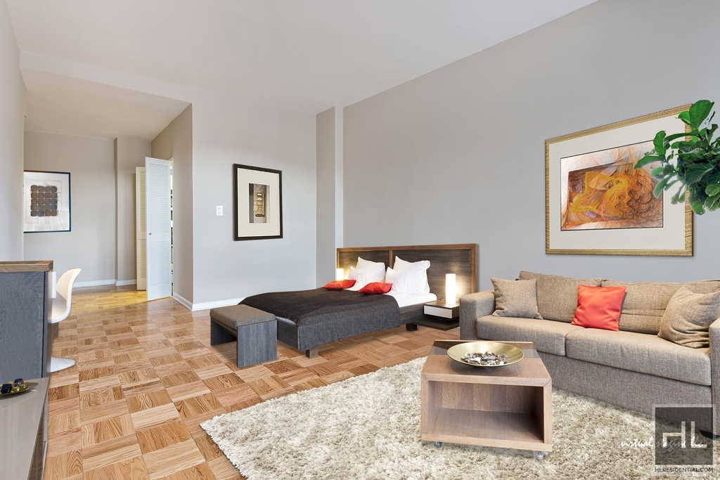 East 86th Street - Photo 0