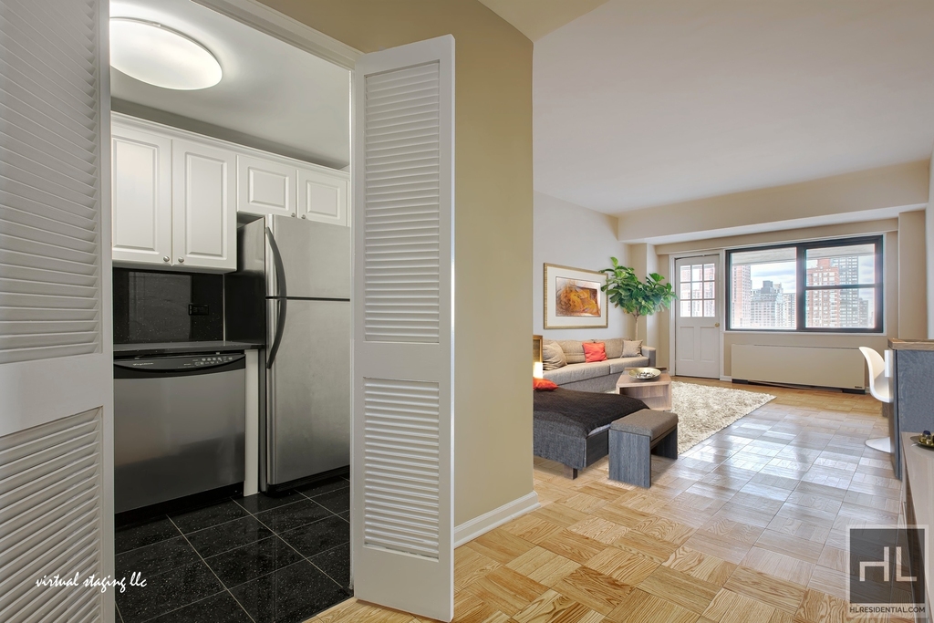 East 86th Street - Photo 1