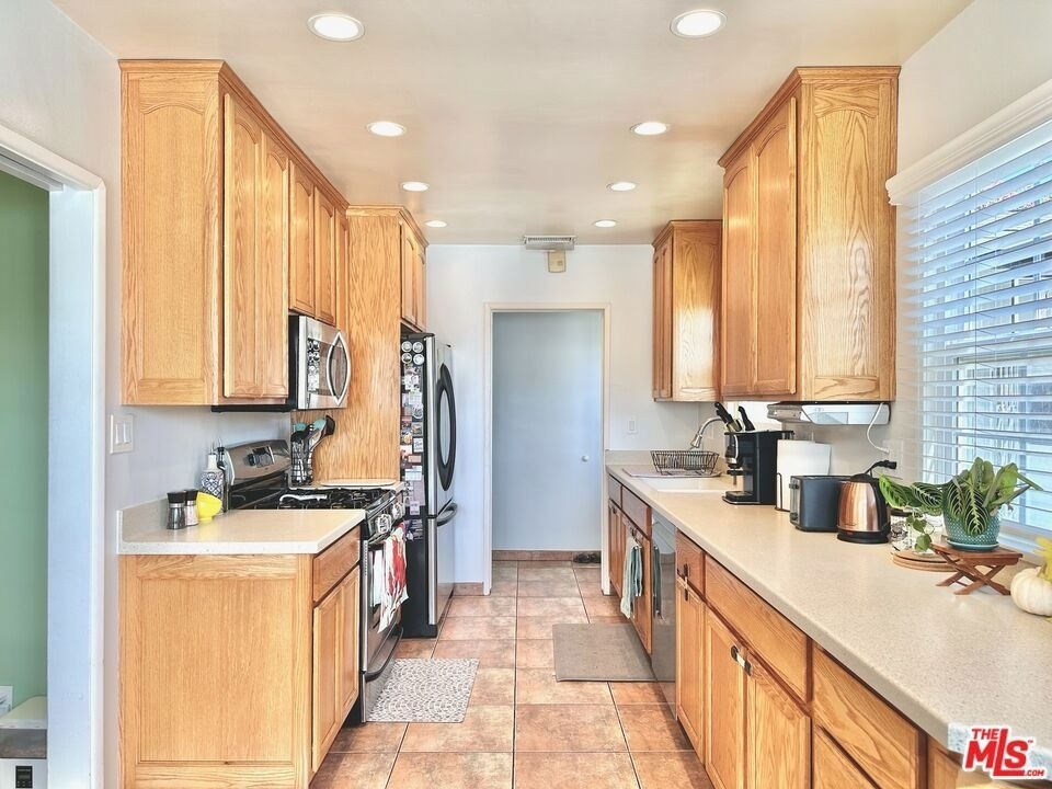 2132 Mcpherson Place - Photo 9