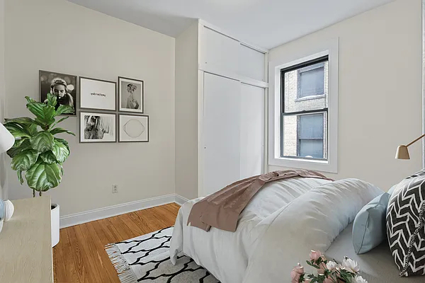 West 11th Street - Photo 7