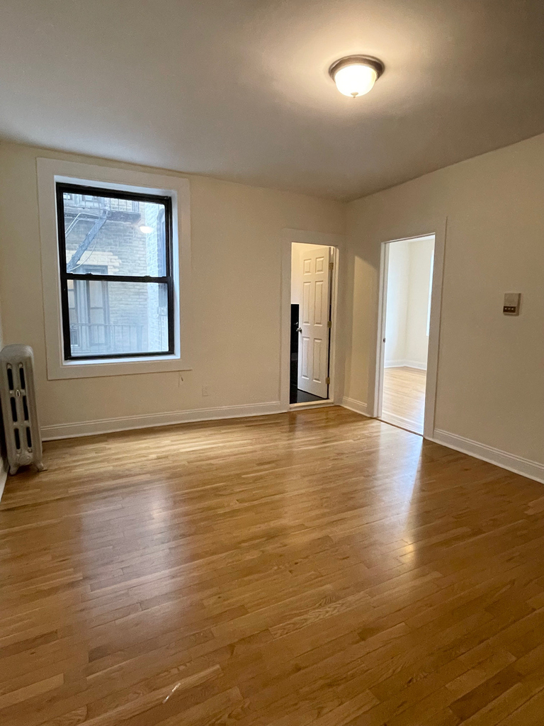 West 11th Street - Photo 1
