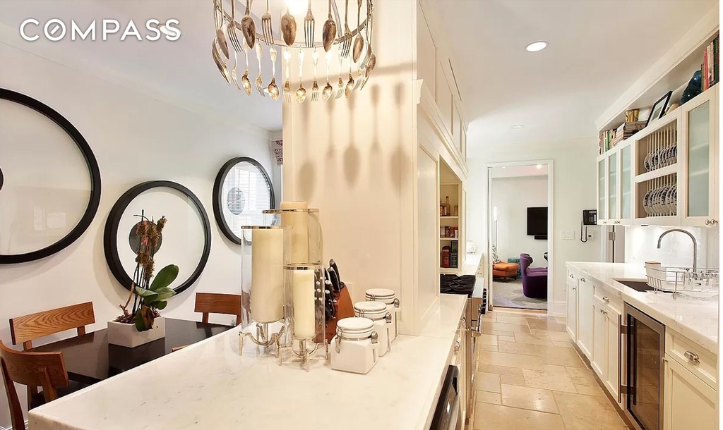 40 E 66th Street - Photo 3