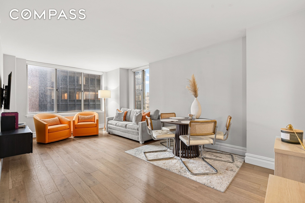 236 E 47th Street - Photo 0