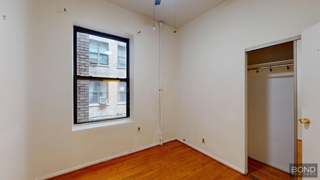 West 106th Street - Photo 2