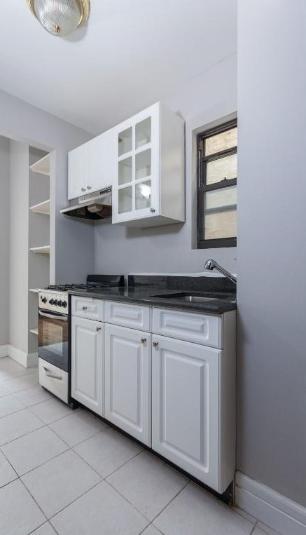346 E 18th St - Photo 3