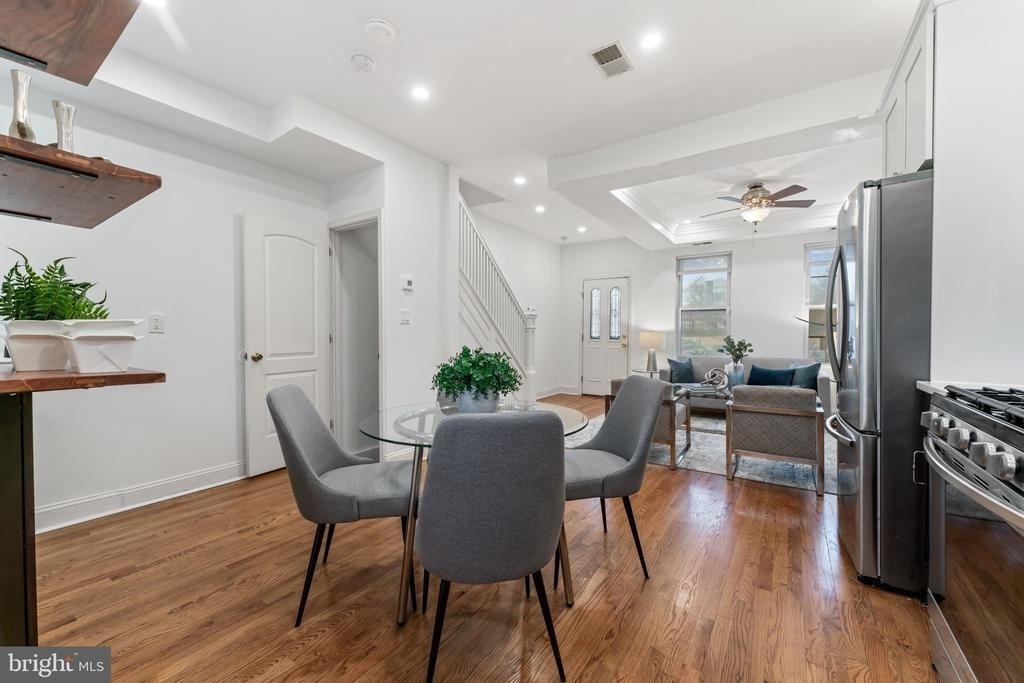 744 Columbia Road Nw - Photo 8