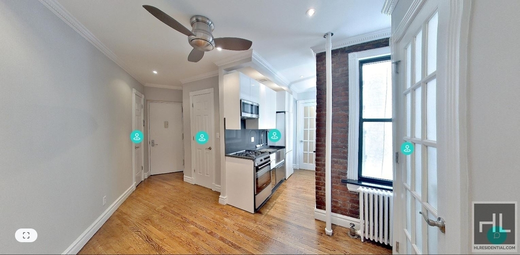 East 13th Street - Photo 2