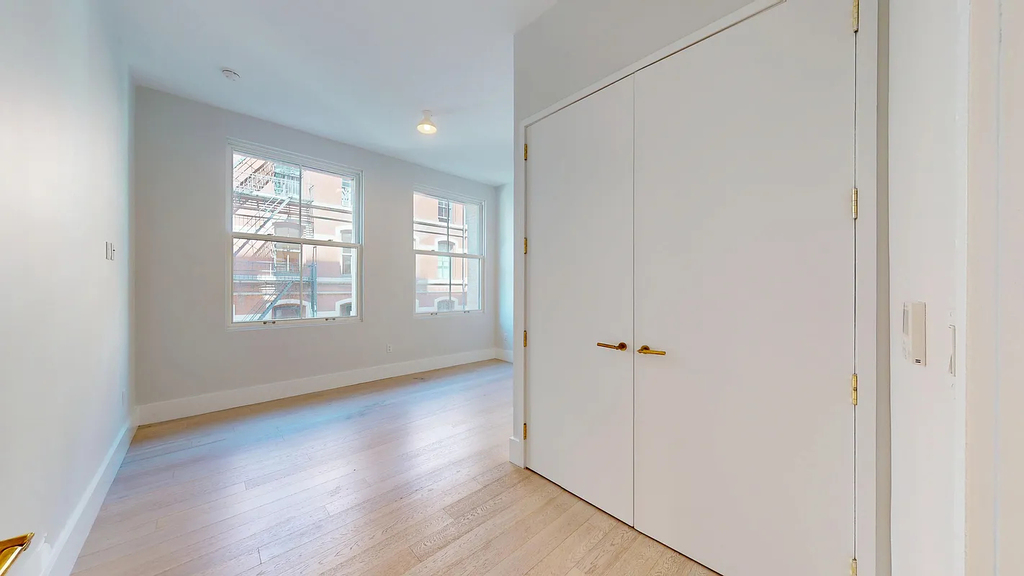 452 Brorome street apt 3W - Photo 10