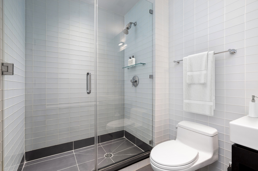 554 West 54th Street - Photo 6
