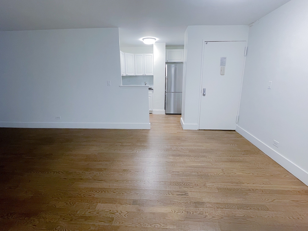 East 63 Street - Photo 1