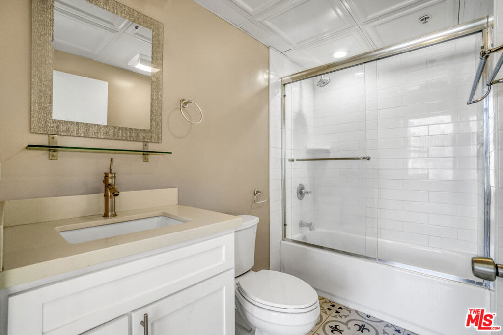 108 W 2nd Street - Photo 10