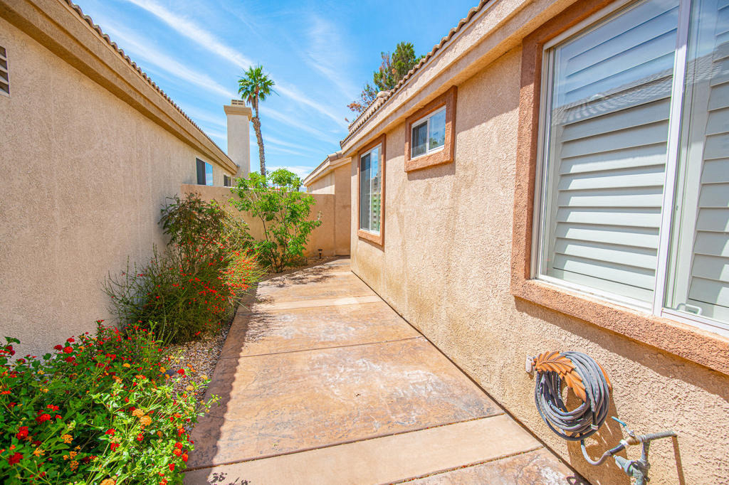 67683 S Laguna Drive - Photo 3