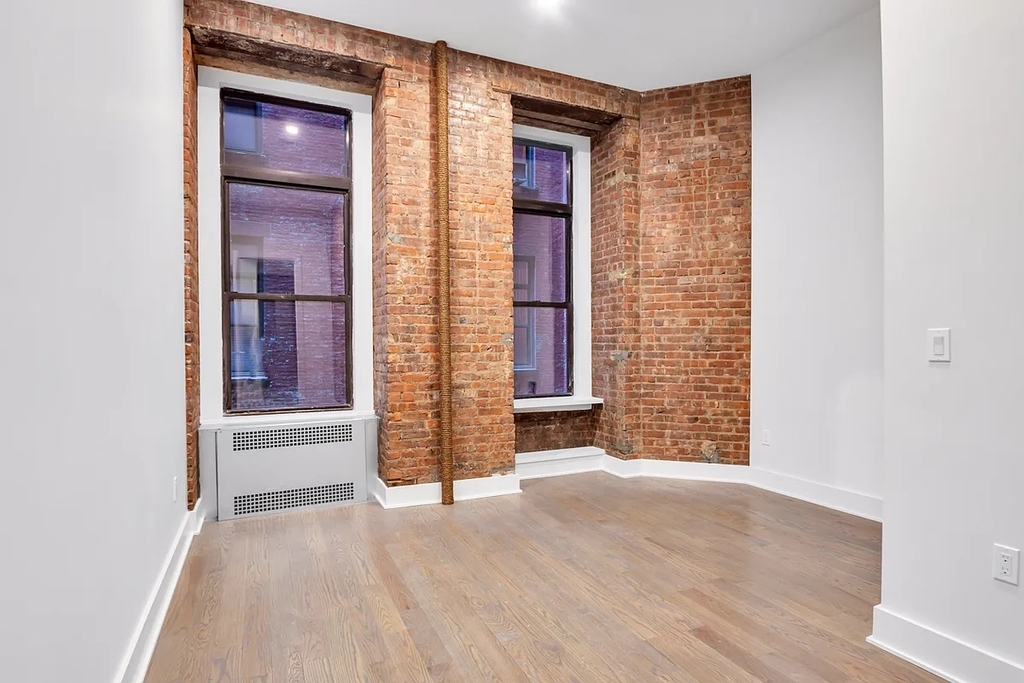 Madison Avenue - Photo 4