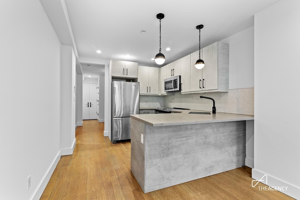 13 Old Fulton Street - Photo 1