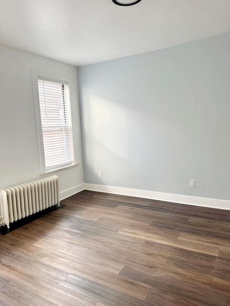 45-12 30th Avenue - Photo 6