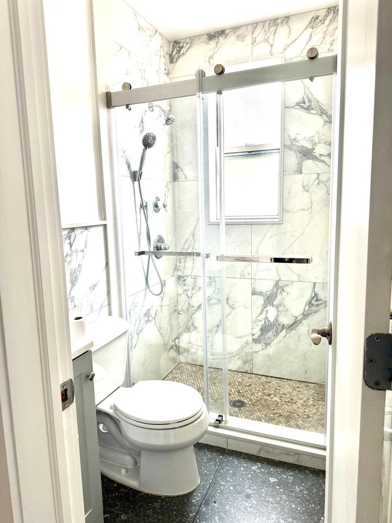 45-12 30th Avenue - Photo 3