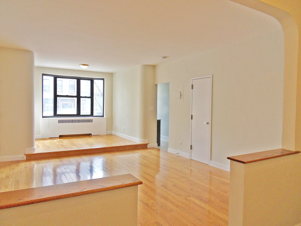 East 61st Street - Photo 1