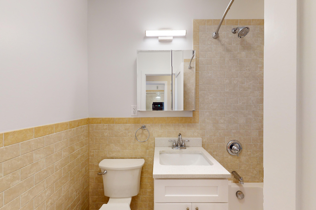 1061 St Nicholas Avenue - Photo 6