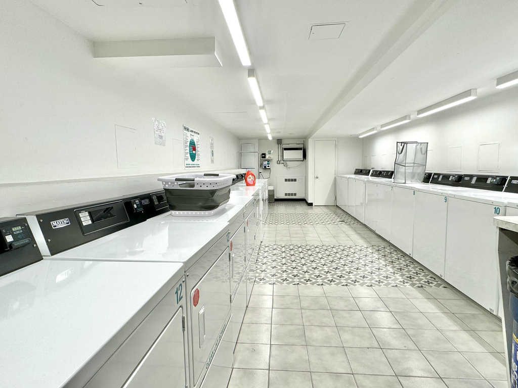 222 West 14th Street - Photo 16