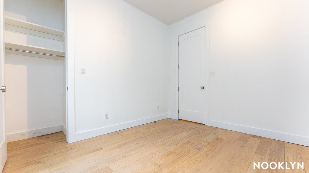 127 Troutman Street - Photo 4