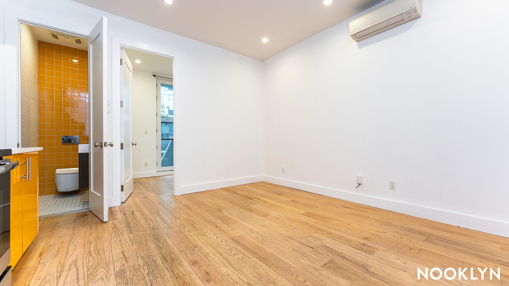 127 Troutman Street - Photo 13