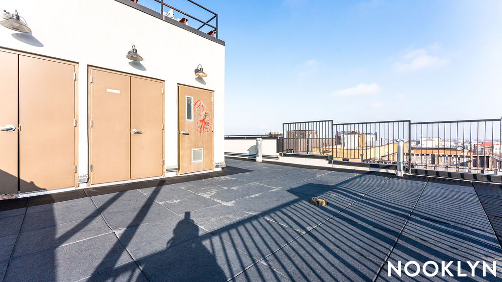 127 Troutman Street - Photo 15