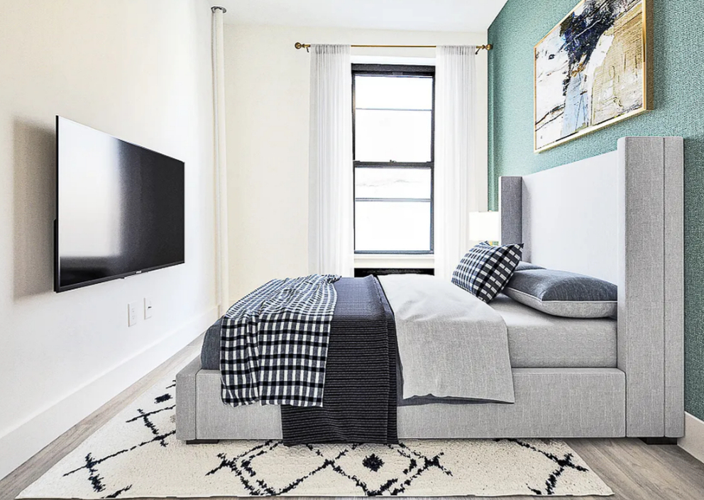 2785 Broadway - Photo 1