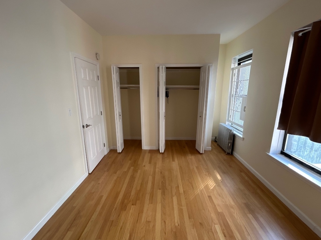 East 80th Street - Photo 1