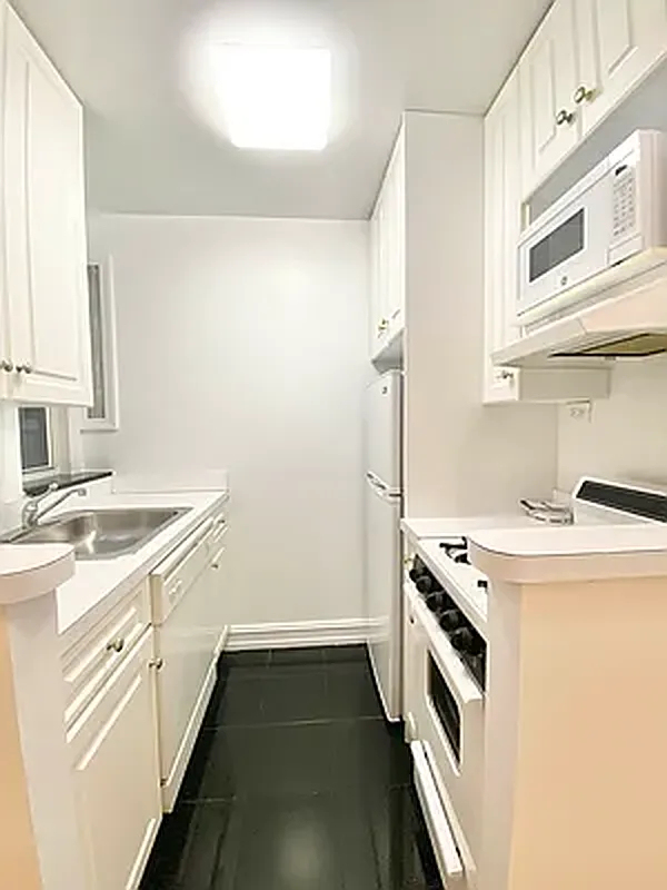 East 81st Street and 1st Avenue - Photo 3