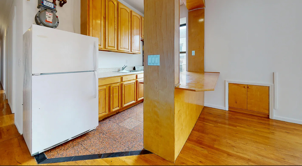 East 7th  street  - Photo 1