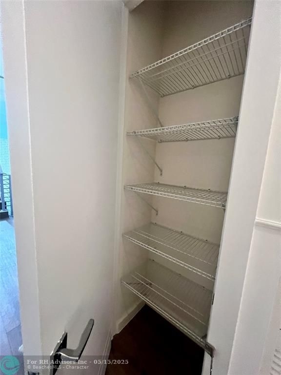 3037 S Elizabeth St - Photo 14