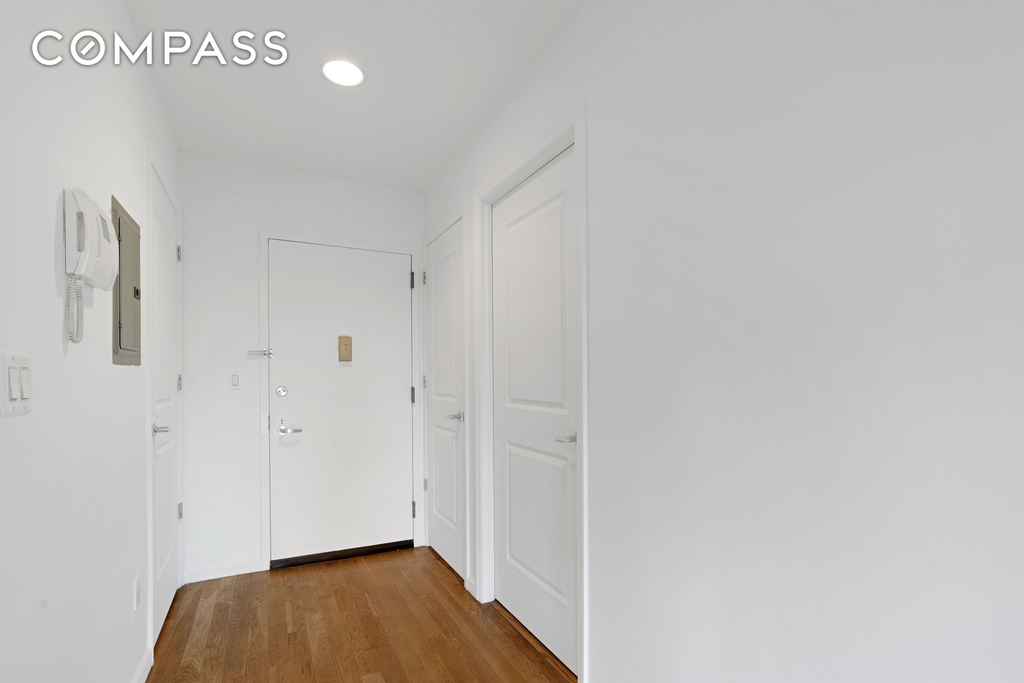 416 E 117th Street - Photo 6