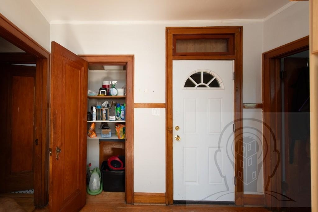 5057 West Newport Avenue - Photo 5