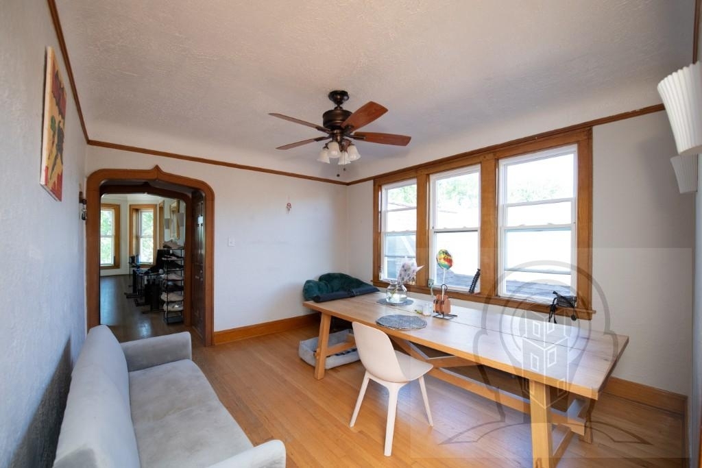 5057 West Newport Avenue - Photo 10