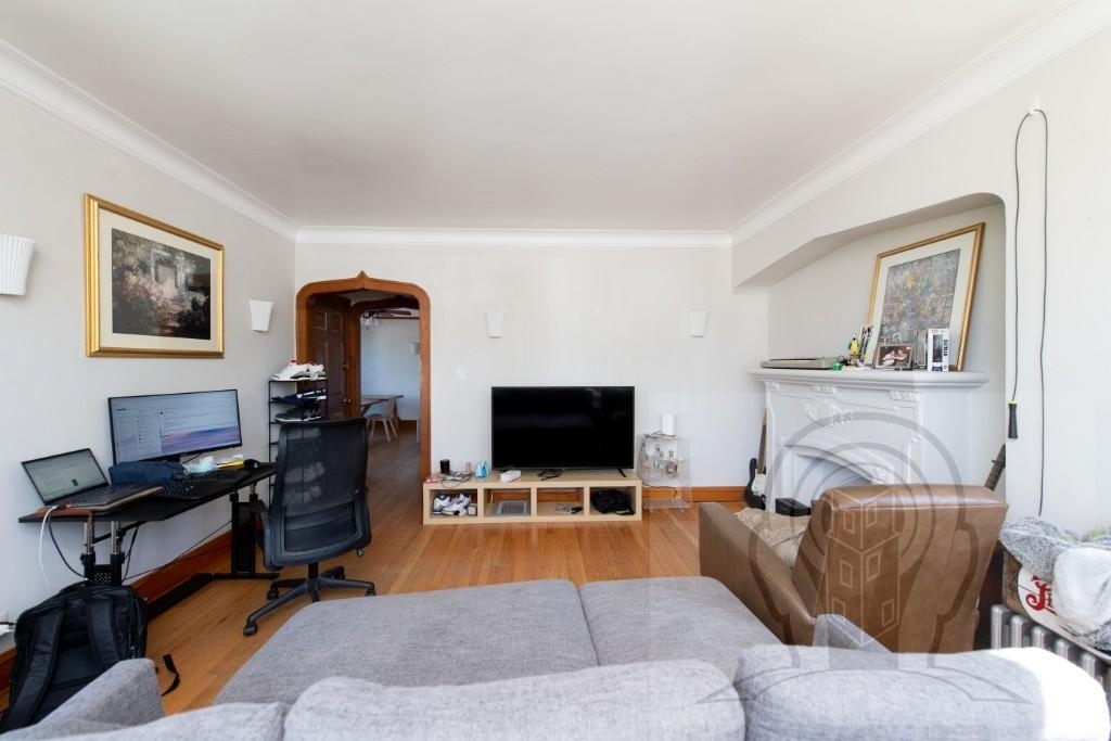 5057 West Newport Avenue - Photo 14