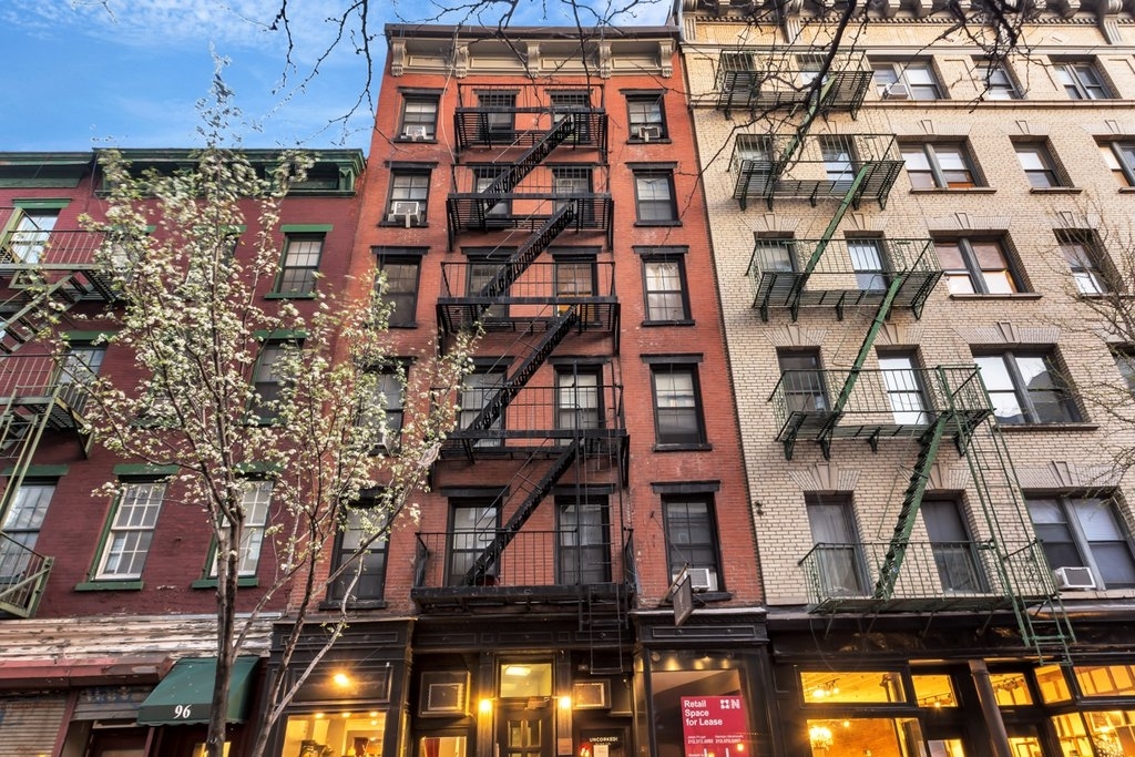 Christopher Street - Photo 5